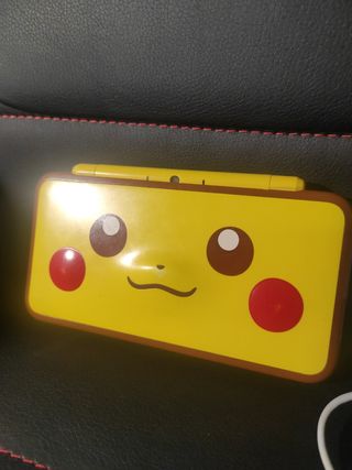 New Nintendo 2ds xl edición especial Pikachu 