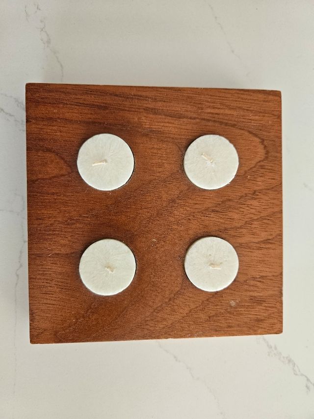 Portavelas de madera