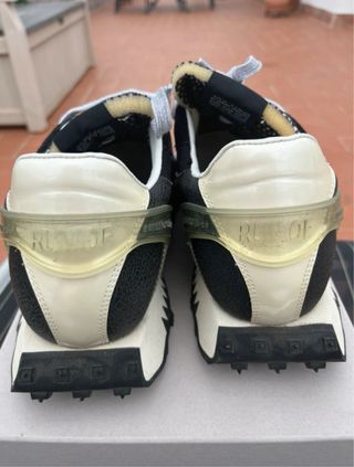 Sneakers run off