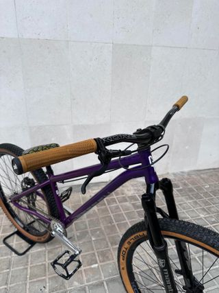 Bicicleta Dirt Saracen CR3 Bicicleta de dirt jump