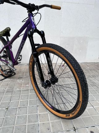 Bicicleta Dirt Saracen CR3 Bicicleta de dirt jump
