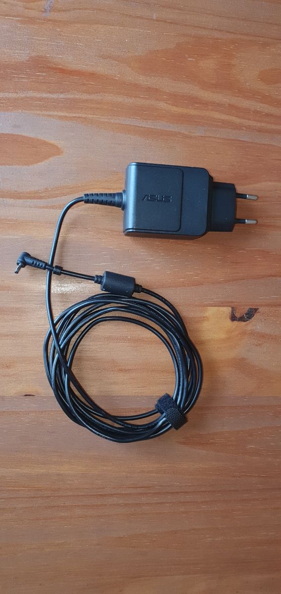 PC Asus Eee. Ordenador pequeño