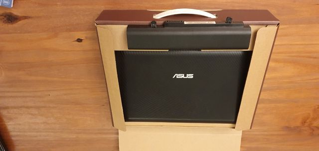 PC Asus Eee. Ordenador pequeño