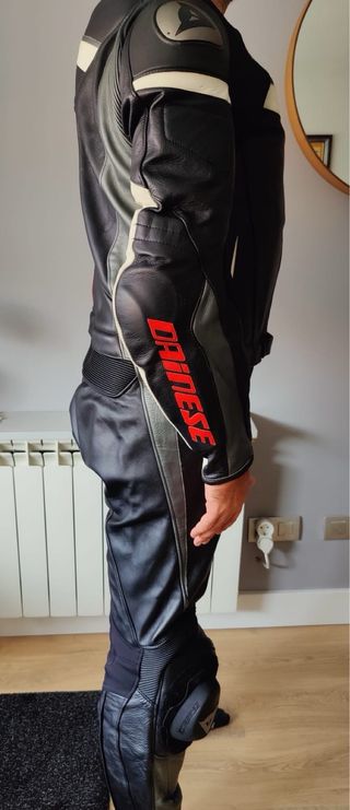 Mono Moto Dainese Piel dos piezas