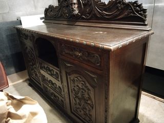 Aparador antiguo madera castaño