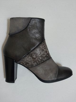 Nuevos! Botines HISPANITAS piel