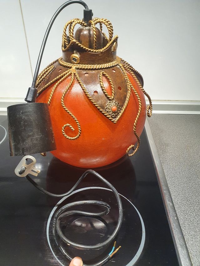 Lámpara de techo naranja