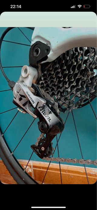 Pinarello gravel modelo Grevil