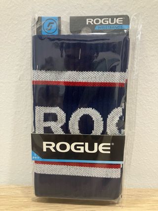 Pack rogue muñequeras y calcetines