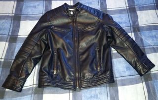 Giubbotto in ecopelle da bambino