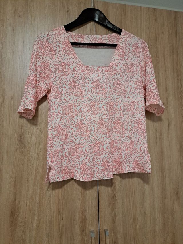 Camiseta de mujer talla 42-44