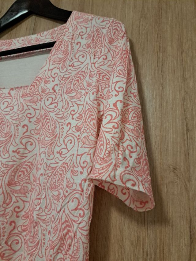 Camiseta de mujer talla 42-44