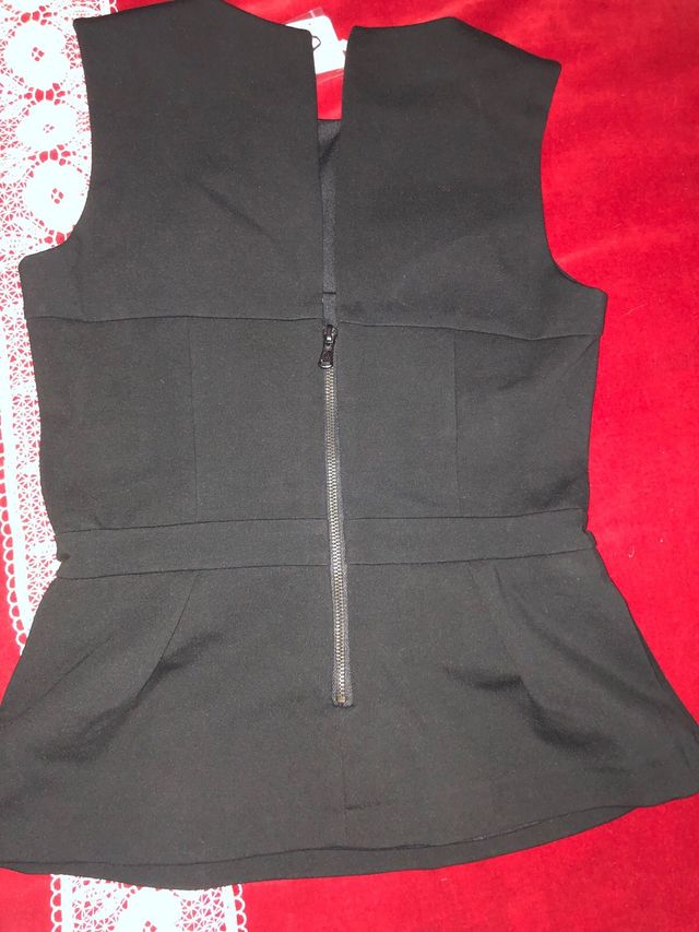 Top/Chaleco talla s nuevo a estrenar solo 20