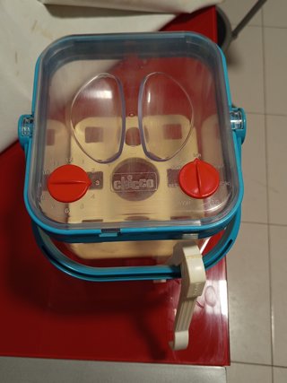 Esterilizador de biberones marca chicco
