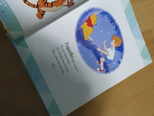 Mi bebé y Winnie the Pooh (Libros de lujo Winnie the Pooh) (Spanish Edition)
