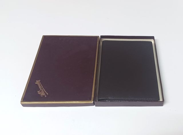 NUOVO portafoglio in pelle nera