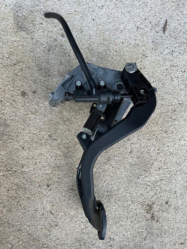 Pedales de Freno y Embrague BMW