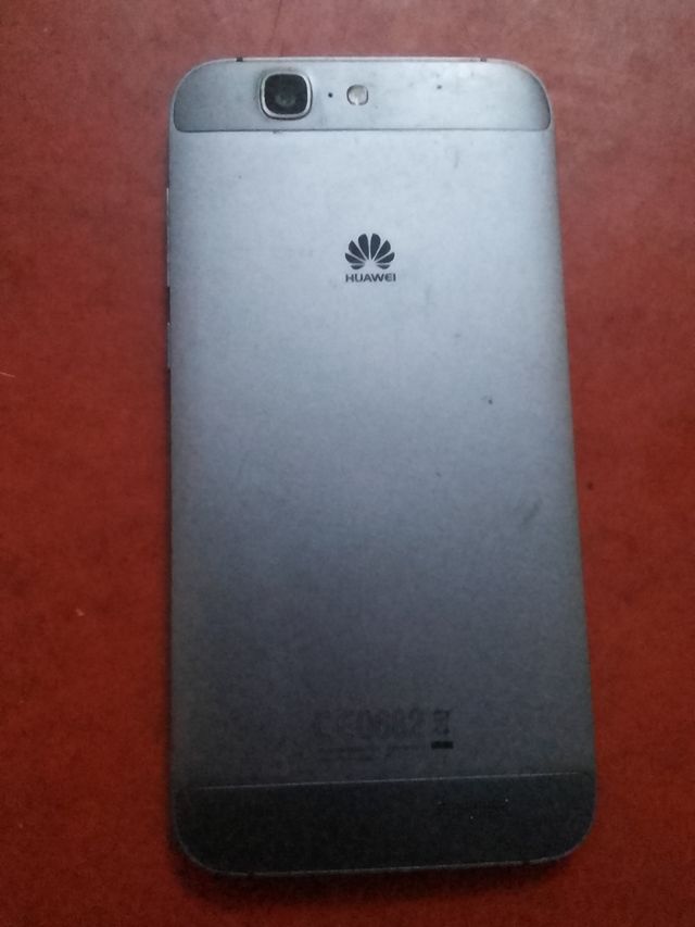 Huawei G7 con schermo rotto 32€