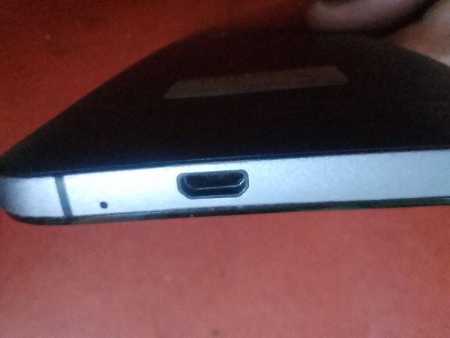 Huawei G7 con schermo rotto 32€