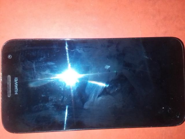 Huawei G7 con schermo rotto 32€