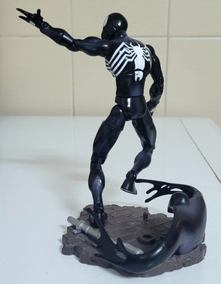 15'5cm 2001 Spider-Man Black Suit