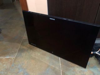 Monitor simrad 24 pulgadas