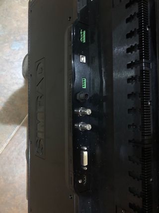 Monitor simrad 24 pulgadas