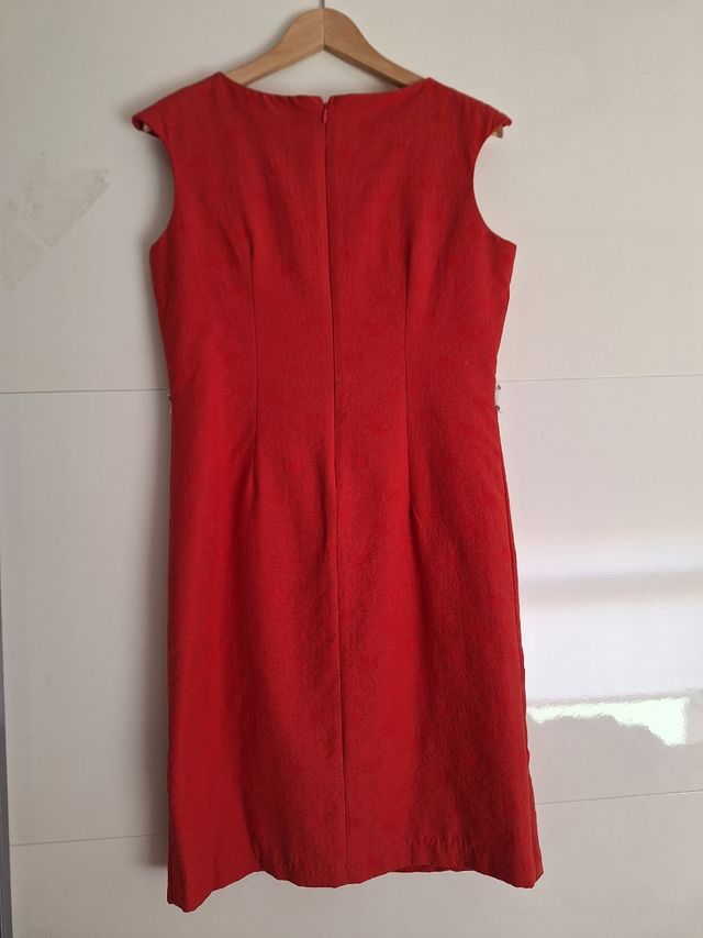 Vestido rojo nuevo talla 40