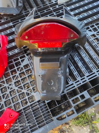 Pilotos Aprilia sr Racing , carenados , plásticos