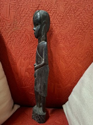 Statua Africana in legno artigianale