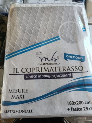 Coprimaterasso matrimoniale
