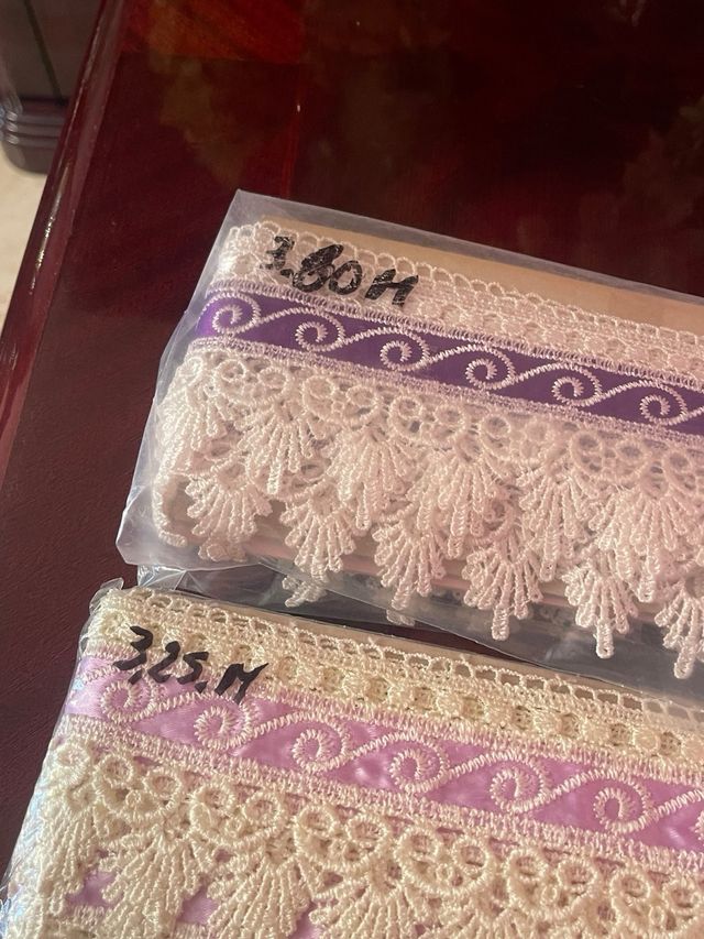 Pizzi e merletti a metri