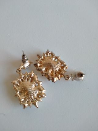 Pendientes Teria Yabar