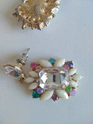 Pendientes Teria Yabar