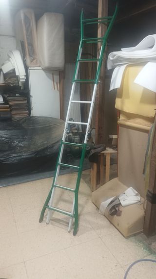 ESCALERA PORTATIL PROFESIONAL