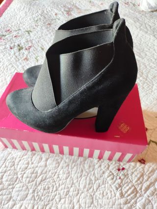 Zapatos ante