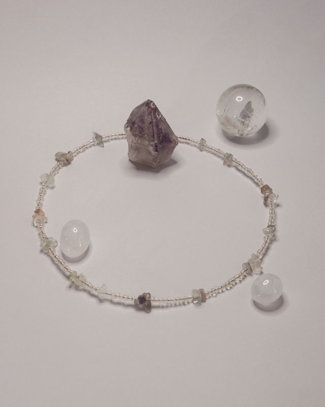 Collana con fluorite e perline di vetro