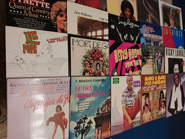 Lote 40 Vinilos, LPs variados. Lote 11