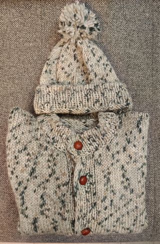 Chaqueta niño con gorro a juego 