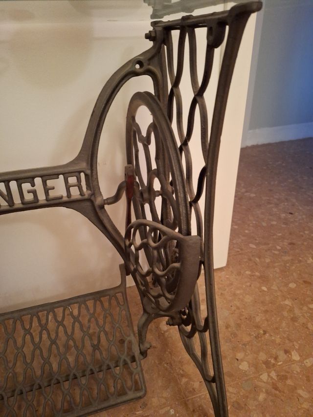 Pie máquina de coser Singer