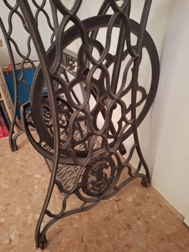 Pie máquina de coser Singer