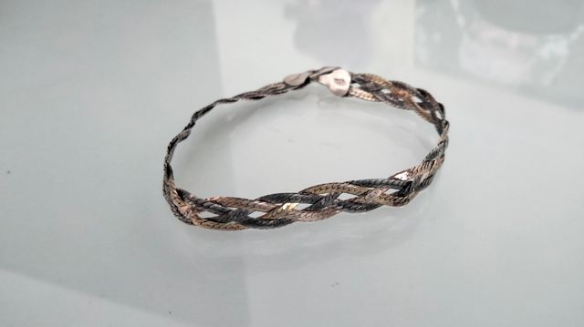 Pulseras de plata