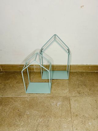 Estanterías casitas color aguamarina