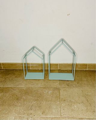 Estanterías casitas color aguamarina