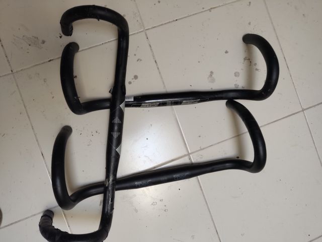 Manillares de carretera