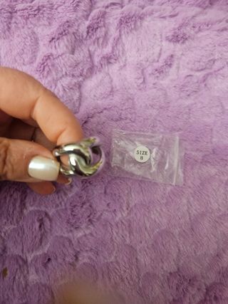 Nuevo. Anillo de acero inoxidable. 