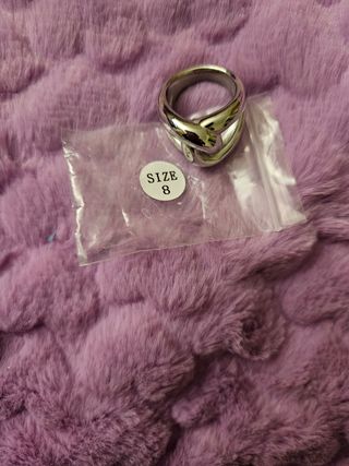 Nuevo. Anillo de acero inoxidable. 