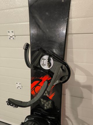TABLA DE SNOWBOARD NITRO + FIJACIONES BURTON
