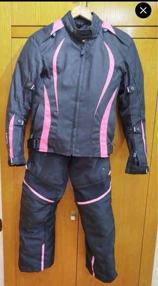 Vendo traje de moto chica (pantalon y chaqueta )