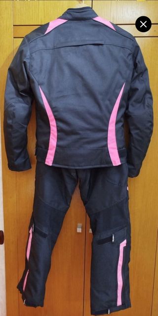 Vendo traje de moto chica (pantalon y chaqueta )